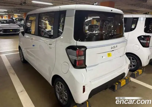 Kia Ray 2026 1.0 автомат (гидро), миниатюра 9