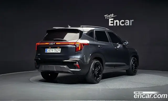Kia Seltos 2023 1.6 автомат (гидро), миниатюра 2