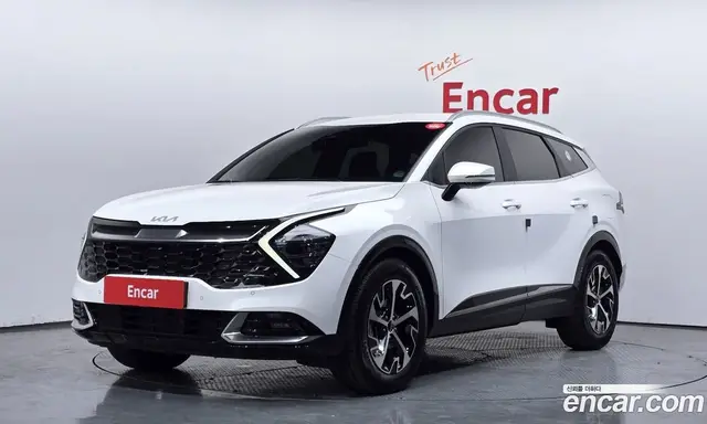 Kia Sportage, 2022, 20 744 км