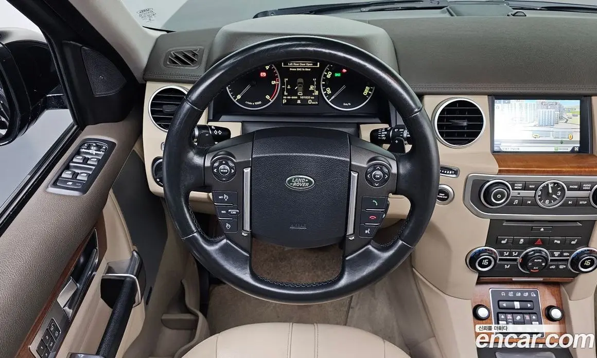 Land Rover Discovery 2016 3.0 автомат (гидро), фото 12