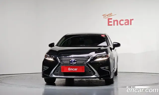 Lexus ES 2018 2.5 автомат (гидро), миниатюра 3 Lexus ES 2018 2.5 автомат (гидро), миниатюра 3