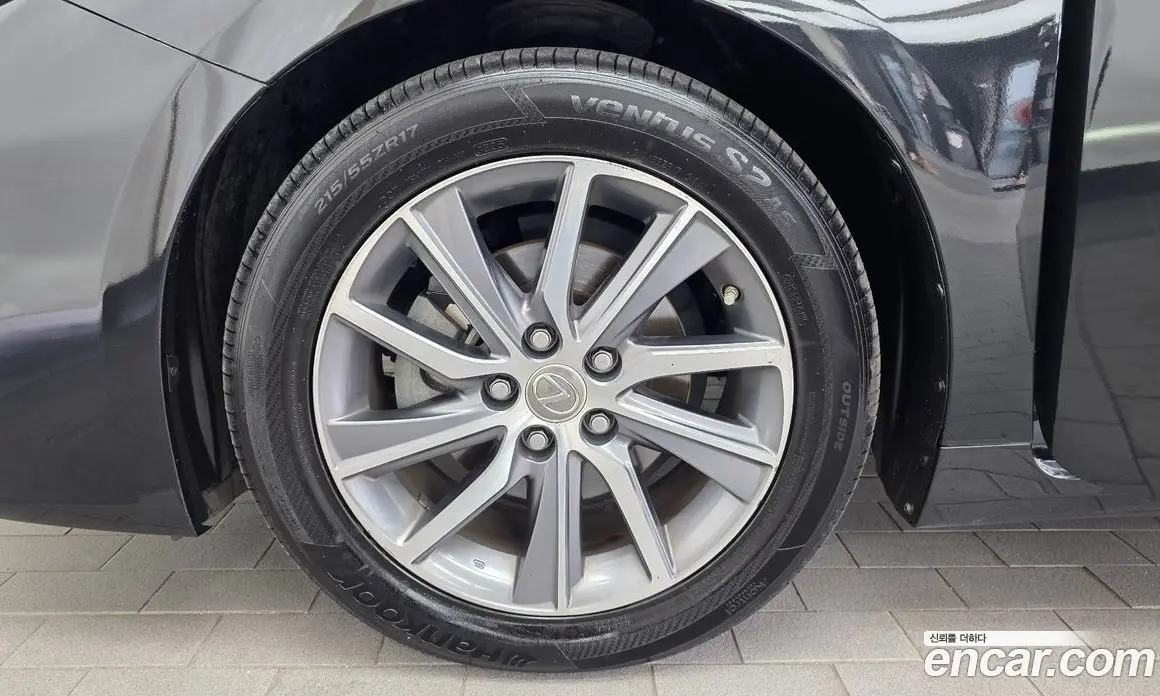 Lexus ES 2018 2.5 автомат (гидро), фото 5 Lexus ES 2018 2.5 автомат (гидро), фото 5