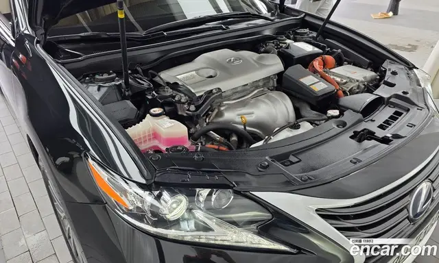 Lexus ES 2018 2.5 автомат (гидро), миниатюра 6 Lexus ES 2018 2.5 автомат (гидро), миниатюра 6
