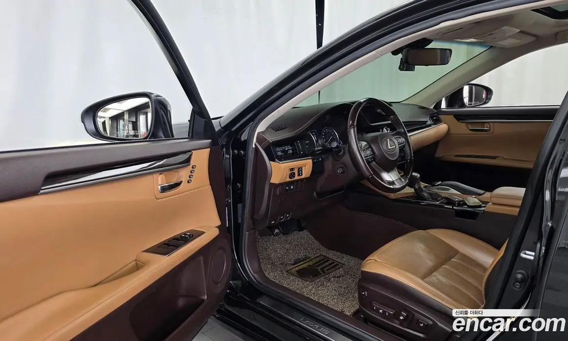 Lexus ES 2018 2.5 автомат (гидро), фото 10 Lexus ES 2018 2.5 автомат (гидро), фото 10