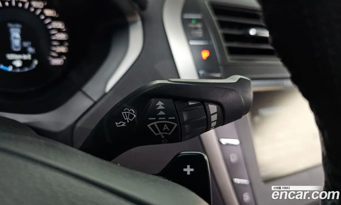 Lincoln MKZ 2014 2.0 автомат (гидро), фото 20 Lincoln MKZ 2014 2.0 автомат (гидро), фото 20
