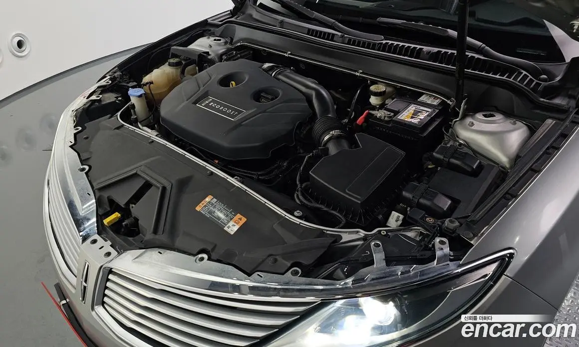 Lincoln MKZ 2014 2.0 автомат (гидро), фото 6 Lincoln MKZ 2014 2.0 автомат (гидро), фото 6