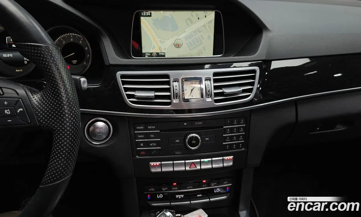 Mercedes-Benz E-Class 2015 3.5 автомат (гидро), фото 13