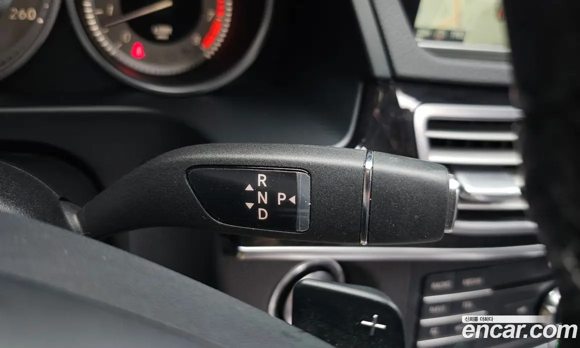 Mercedes-Benz E-Class 2015 3.5 автомат (гидро), фото 9