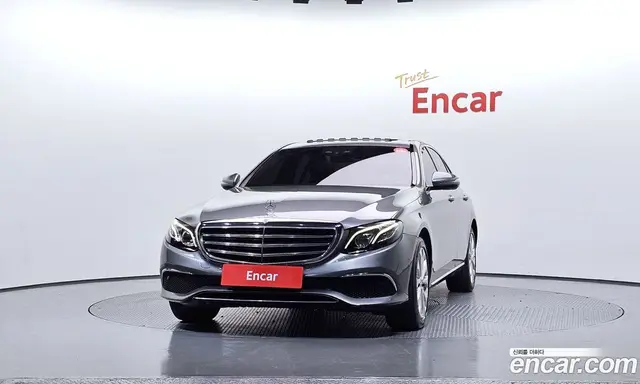 Mercedes-Benz E-Class 2018 1.9 автомат (гидро), миниатюра 3