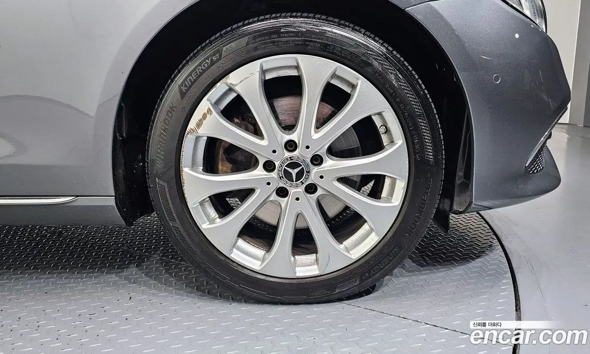 Mercedes-Benz E-Class 2018 1.9 автомат (гидро), фото 5