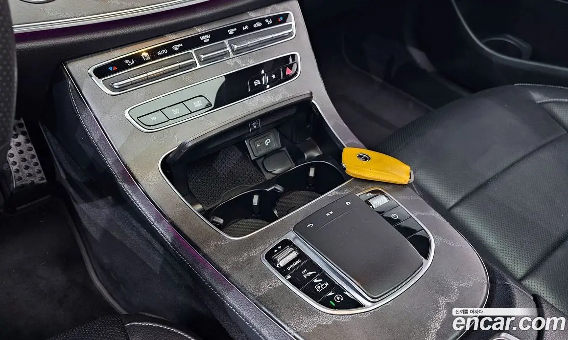 Mercedes-Benz E-Class 2022 2.0 автомат (гидро), фото 28