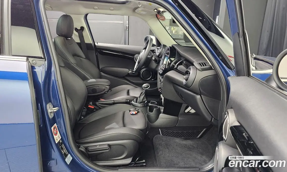 Mini Cooper 2016 1.5 автомат (гидро), фото 12