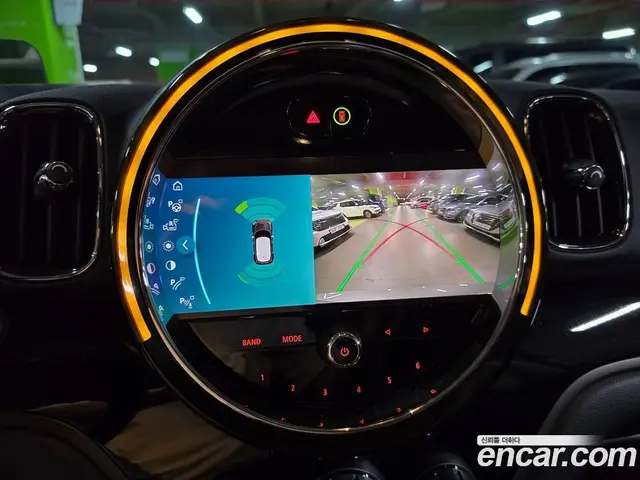 Mini Countryman 2023 1.5 автомат (гидро), миниатюра 11