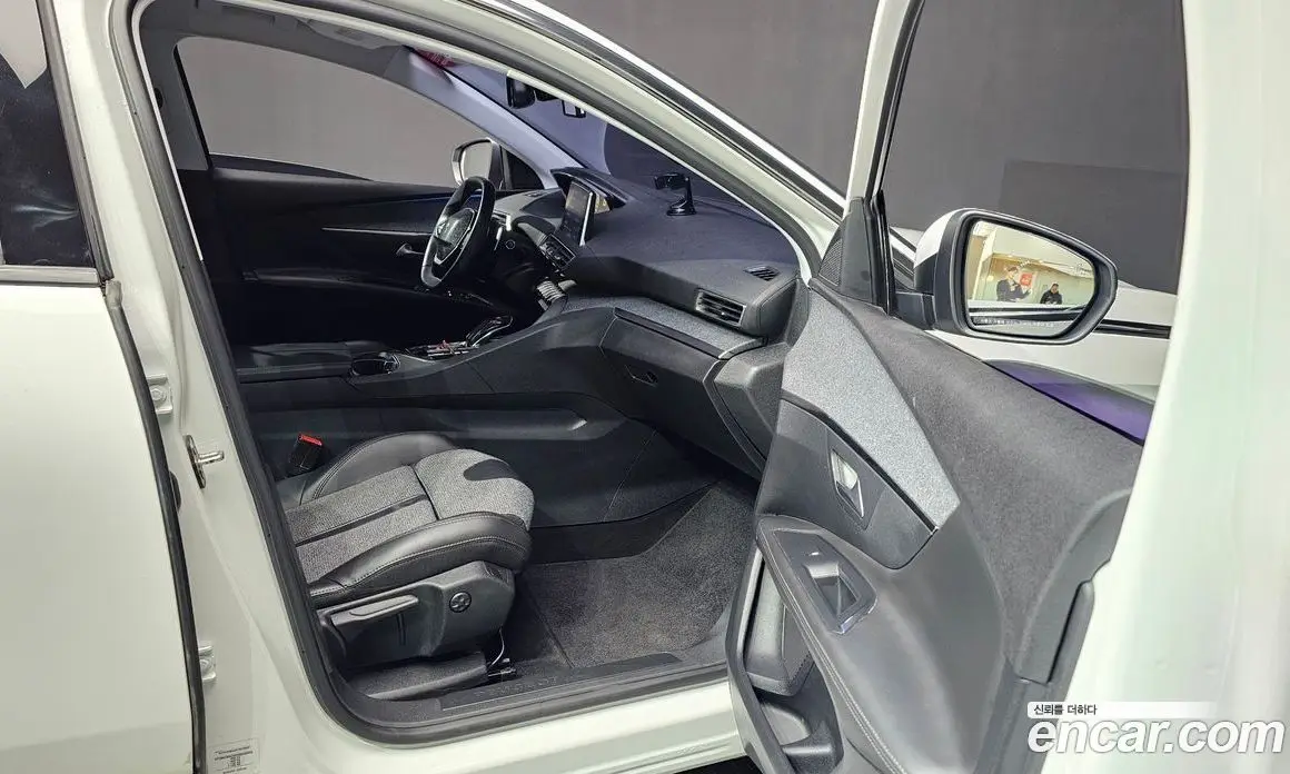 Peugeot 3008 2017 1.6 автомат (гидро), фото 10