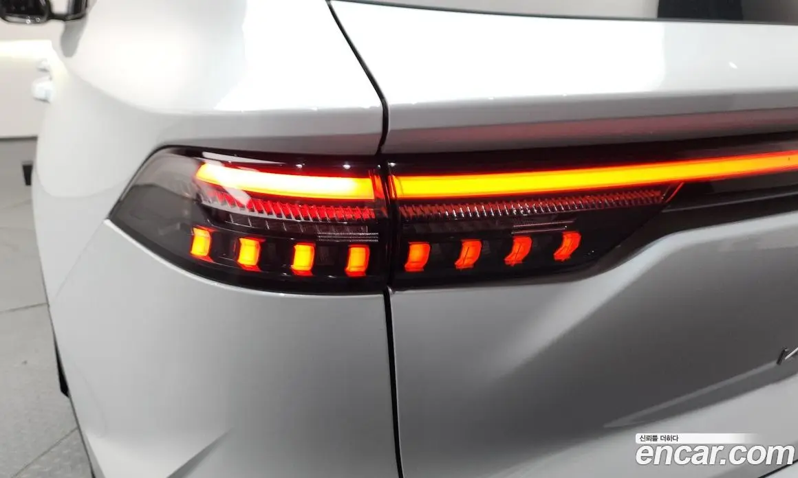 Renault (Samsung) Grand Koleos 2024 2.0 автомат (гидро), фото 9