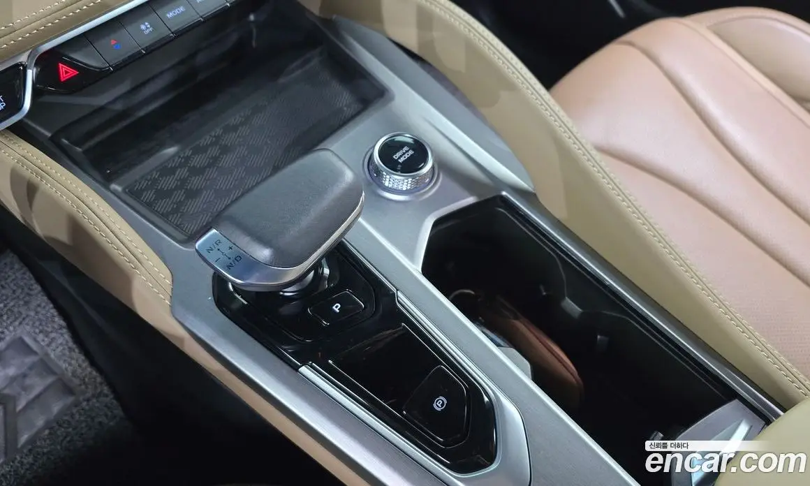 Renault (Samsung) Grand Koleos 2024 1.5 автомат (гидро), фото 9