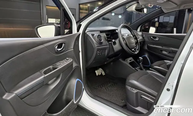 Renault (Samsung) QM3 2017 1.5 автомат (гидро), миниатюра 10