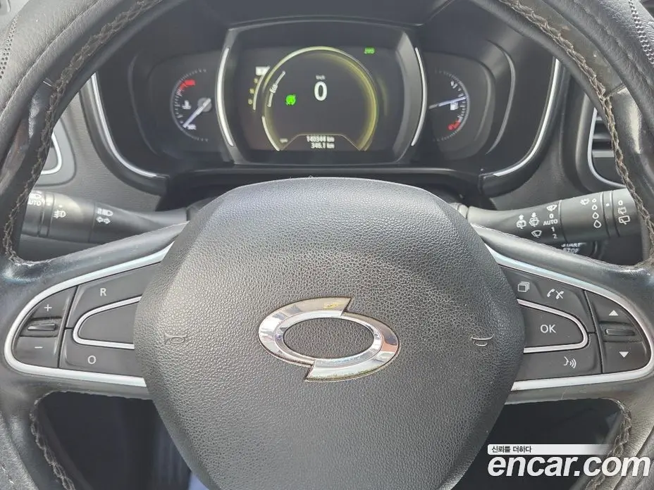 Renault (Samsung) QM6 2016 2.0 автомат (гидро), фото 8 Renault (Samsung) QM6 2016 2.0 автомат (гидро), фото 8