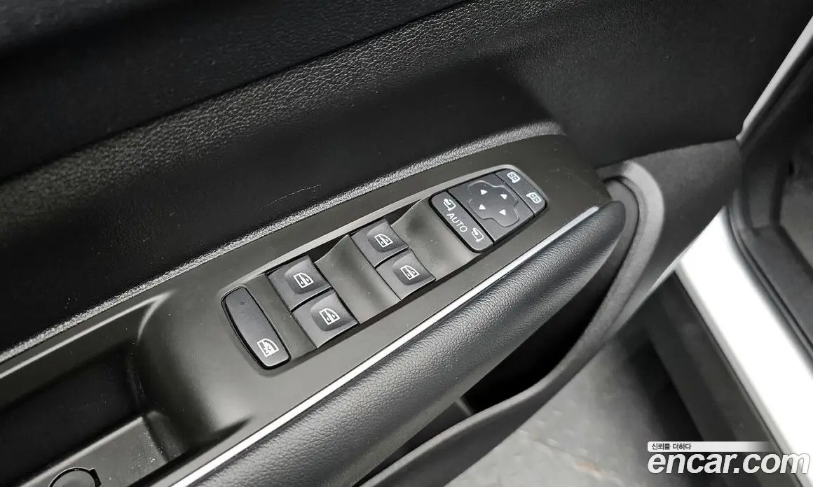 Renault (Samsung) QM6 2023 2.0 автомат (гидро), фото 17