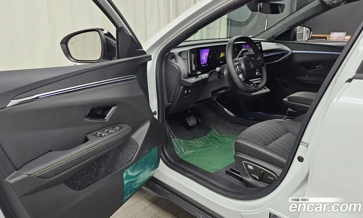 Renault (Samsung) Scenic 2026 0.3 автомат (гидро), фото 13
