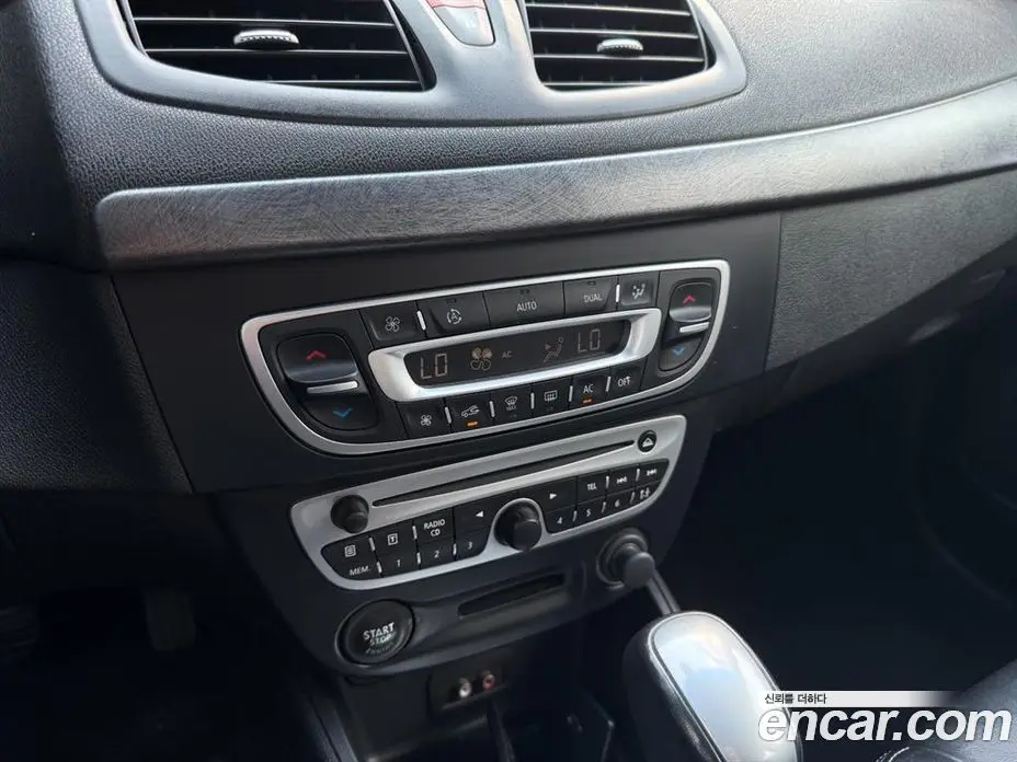 Renault (Samsung) SM3 2009 1.6 автомат (гидро), фото 15