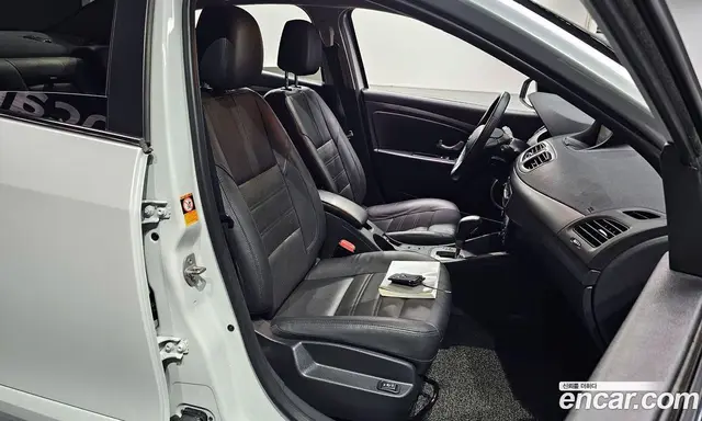 Renault (Samsung) SM3 2017 1.6 автомат (гидро), миниатюра 10