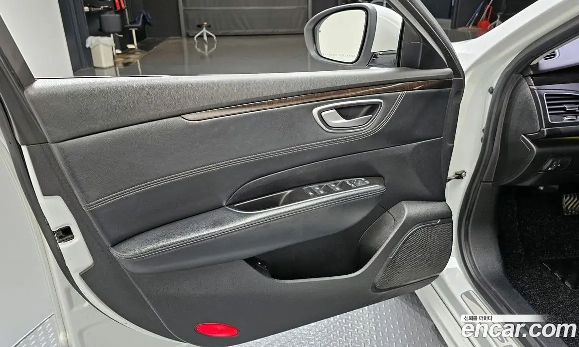 Renault (Samsung) SM6 2016 2.0 автомат (гидро), фото 14
