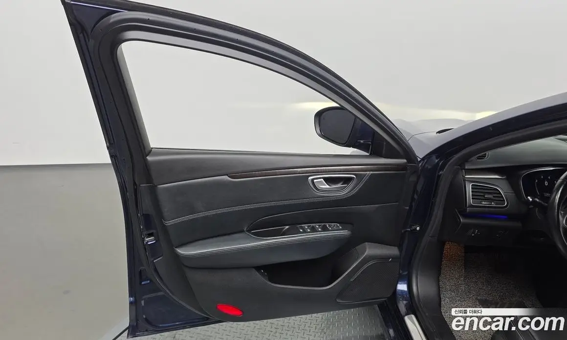 Renault (Samsung) SM6 2016 2.0 автомат (гидро), фото 14 Renault (Samsung) SM6 2016 2.0 автомат (гидро), фото 14
