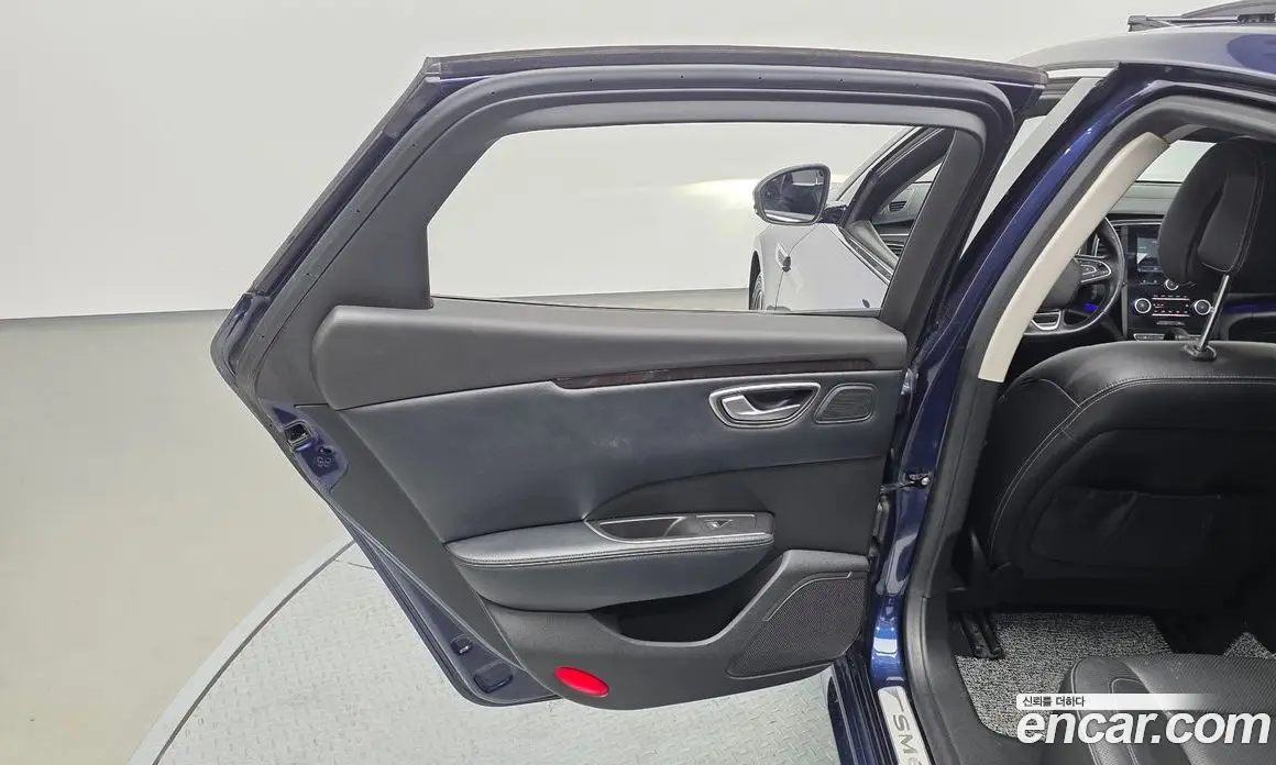 Renault (Samsung) SM6 2016 2.0 автомат (гидро), фото 15 Renault (Samsung) SM6 2016 2.0 автомат (гидро), фото 15
