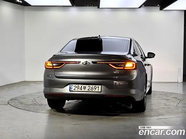 Renault (Samsung) SM6 2016 2.0 автомат (гидро), миниатюра 3
