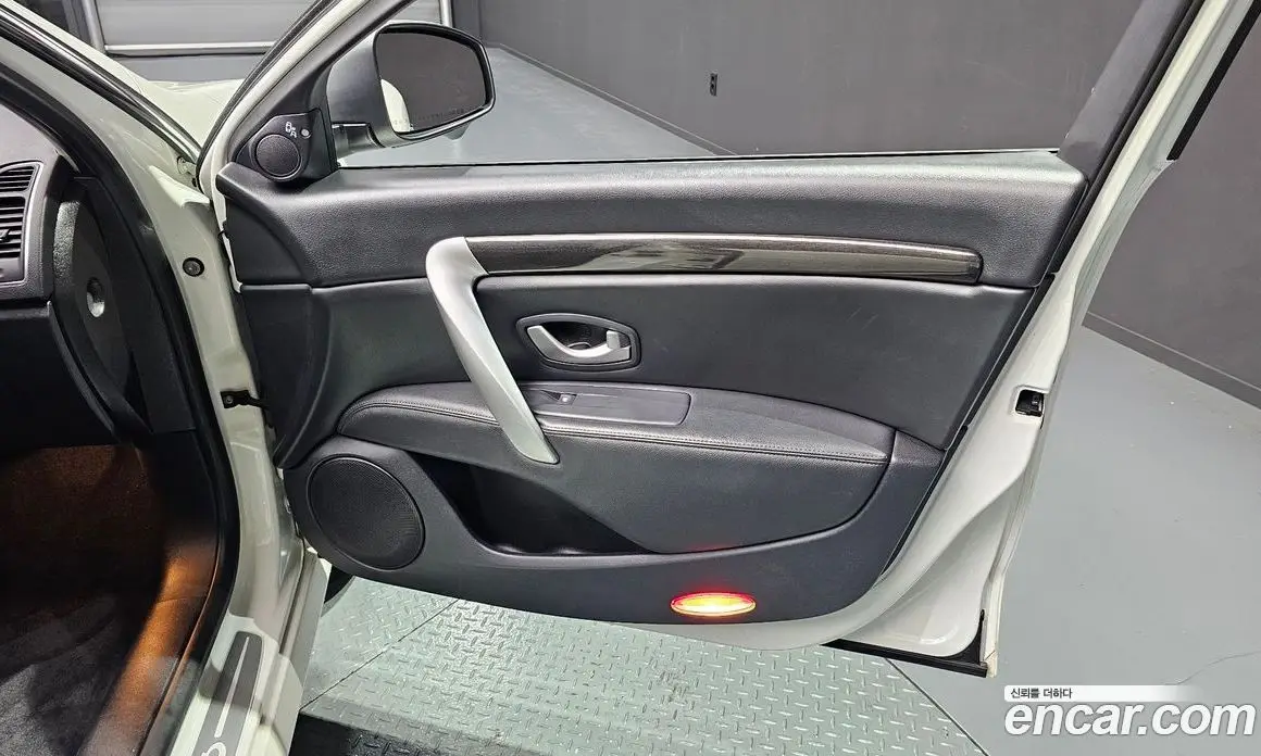 Renault (Samsung) SM7 2018 2.0 автомат (гидро), фото 14