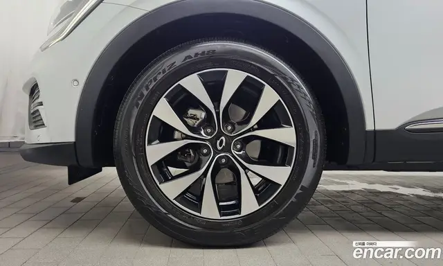 Renault (Samsung) XM3 2023 1.6 автомат (гидро), миниатюра 5
