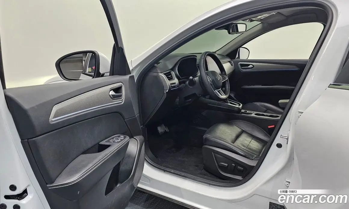 Renault (Samsung) XM3 2023 1.6 автомат (гидро), фото 13
