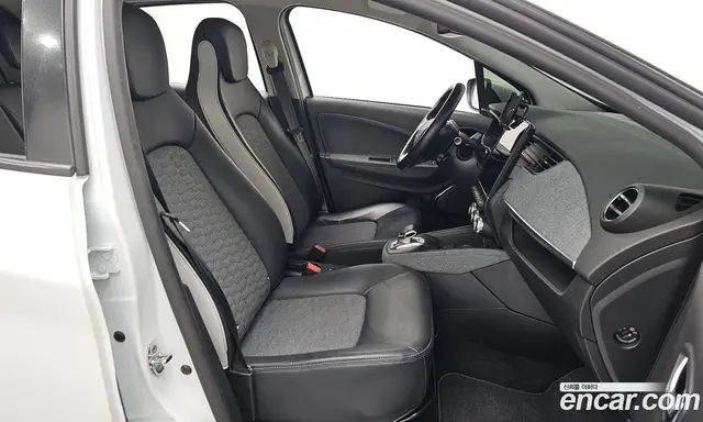 Renault (Samsung) Zoe 2021 0.2 автомат (гидро), миниатюра 11