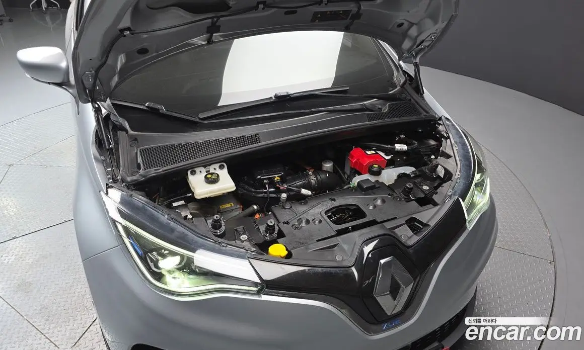 Renault (Samsung) Zoe 2021 0.2 автомат (гидро), фото 6