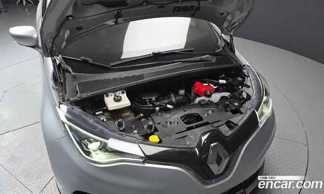 Renault (Samsung) Zoe 2021 0.2 автомат (гидро), миниатюра 6
