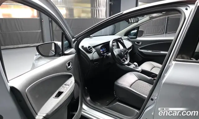 Renault (Samsung) Zoe 2021 1.6 автомат (гидро), миниатюра 10