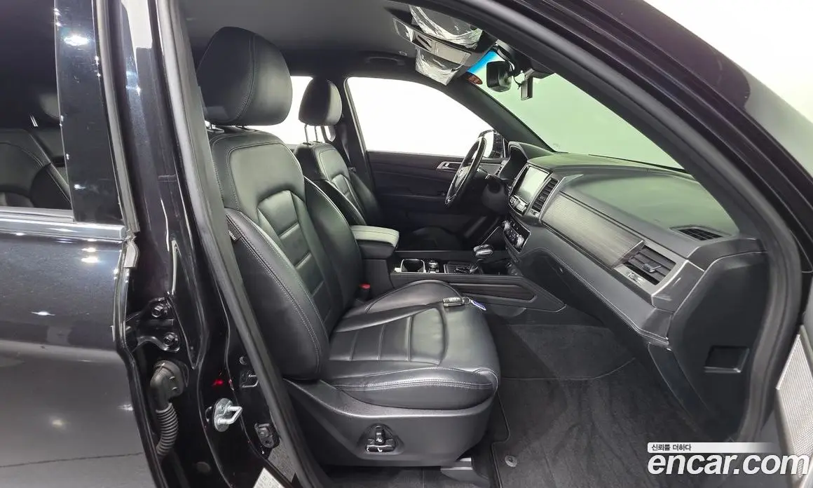 SsangYong Rexton 2019 2.2 автомат (гидро), фото 16