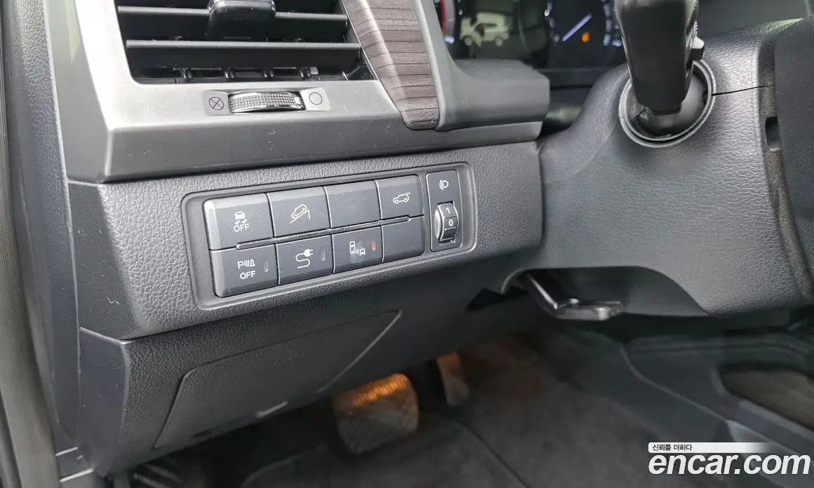 SsangYong Rexton 2019 2.2 автомат (гидро), фото 18