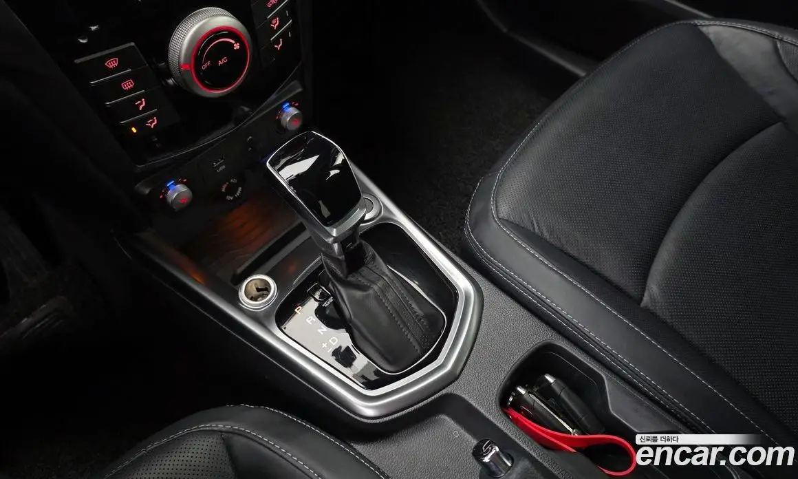 SsangYong TIBOLI 2019 1.6 автомат (гидро), фото 12