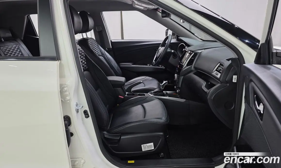 SsangYong TIBOLI 2019 1.6 автомат (гидро), фото 16