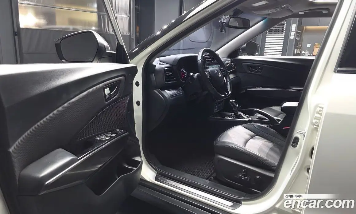 SsangYong TIBOLI 2019 1.5 автомат (гидро), фото 13