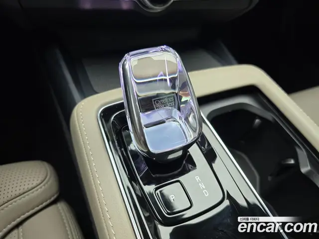 Volvo S90 2025 2.0 автомат (гидро), миниатюра 9