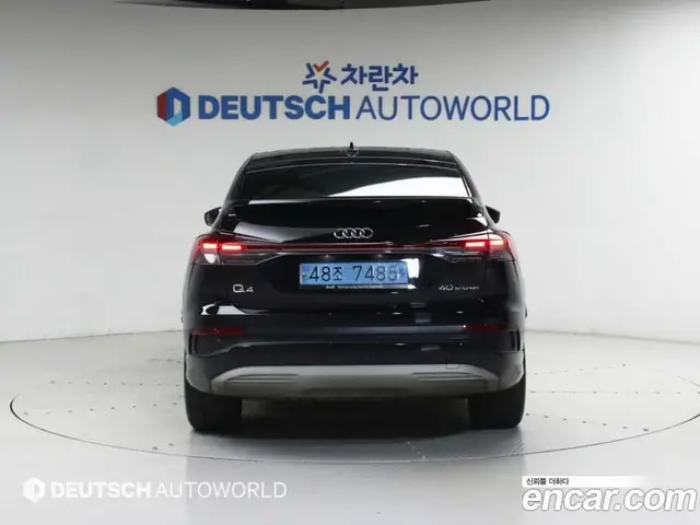 Audi Q4 e-tron 2022 автомат (гидро), миниатюра 4