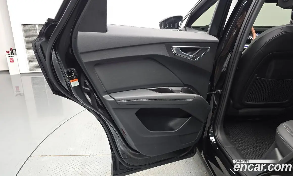Audi Q4 e-tron 2023 0.2 автомат (гидро), фото 14