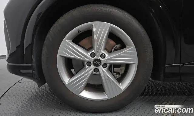 Audi Q4 e-tron 2023 0.2 автомат (гидро), миниатюра 4
