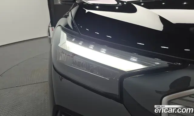 Audi Q4 e-tron 2023 0.2 автомат (гидро), миниатюра 7