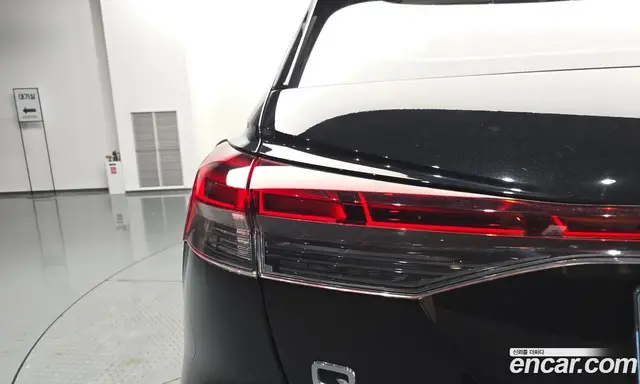 Audi Q4 e-tron 2023 0.2 автомат (гидро), миниатюра 8