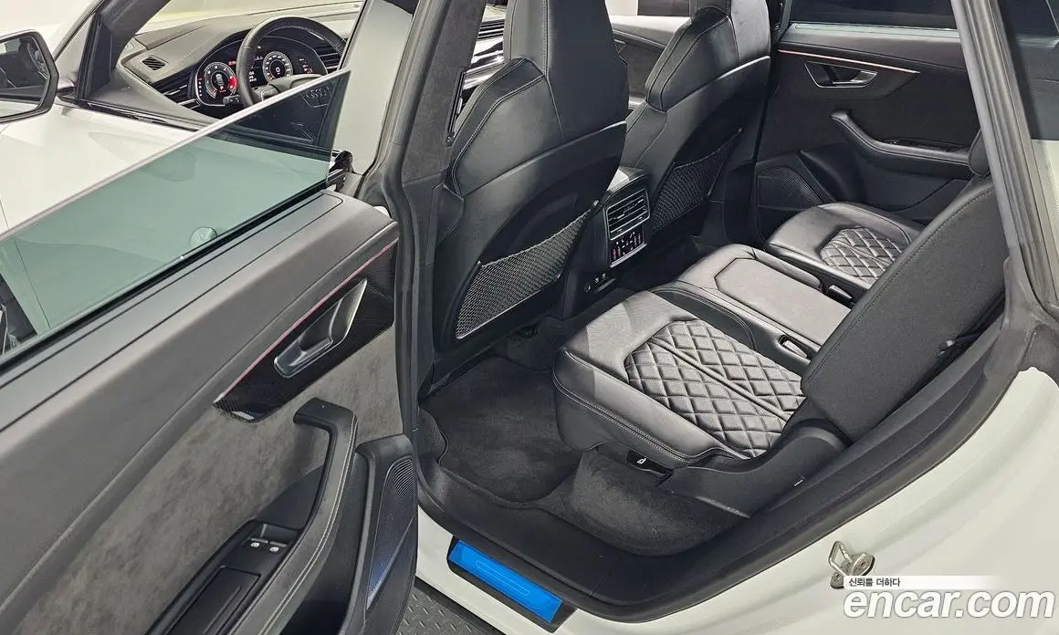 Audi SQ8 2021 4.0 автомат (гидро), фото 12