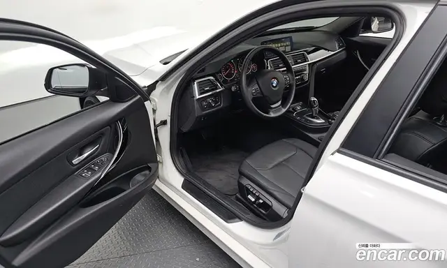 BMW 3 серия 2018 2.0 автомат (гидро), миниатюра 12